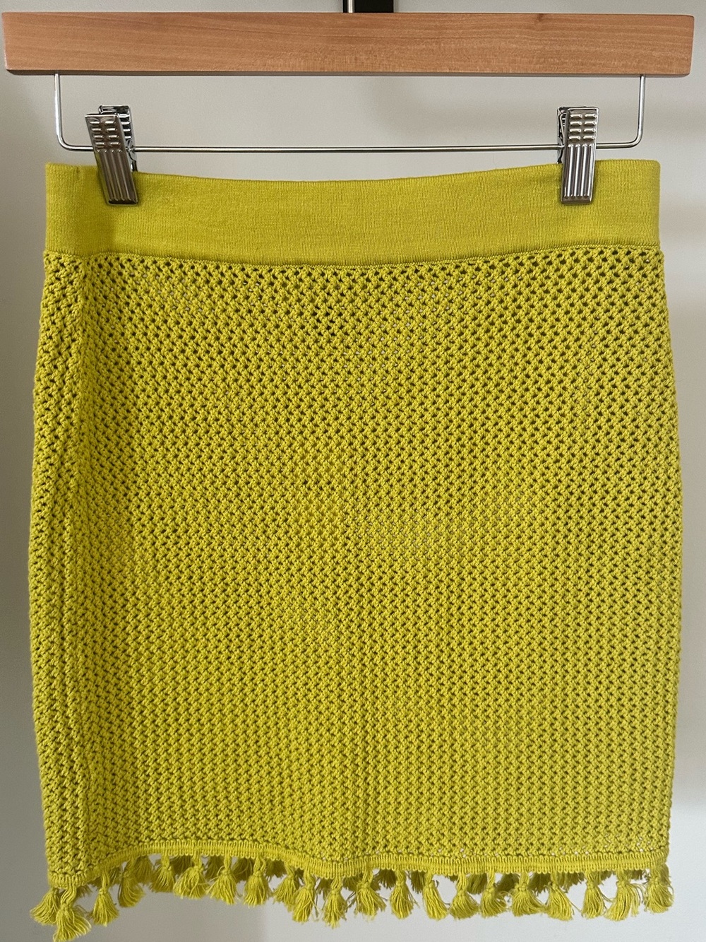 NWT Celandine Crochet Knit Tassel Hem Cover-Up Skirt XS Citron